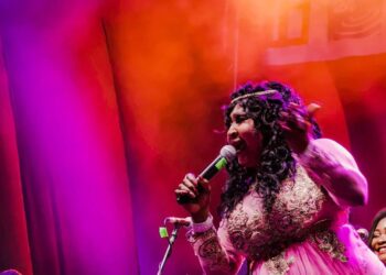 Bukavu: Mbilia Bel enflammera l’Hôtel Résidence pour la Journée Internationale de la Femme