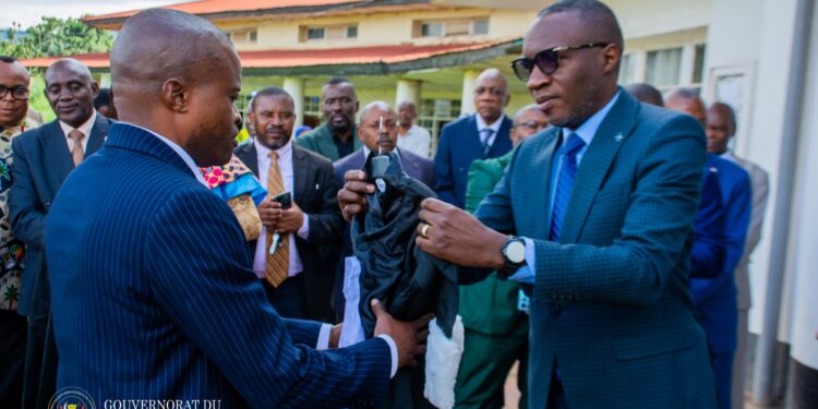 Sud-Kivu : Marc Malago procède à la remise des toges officielles aux nouveaux magistrats de la RDC 