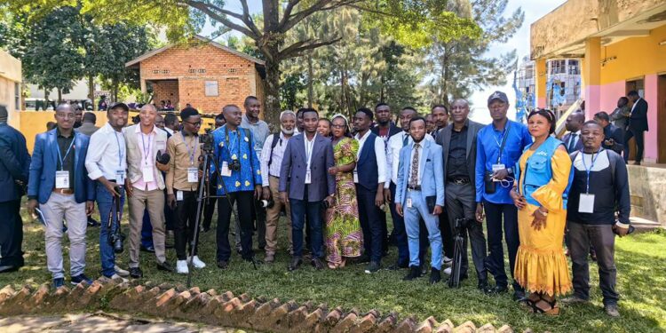 Sud-Kivu/Élections sénatoriales et du gouverneur : Surprise ! Le vote s’est déroulé hors caméras et micros