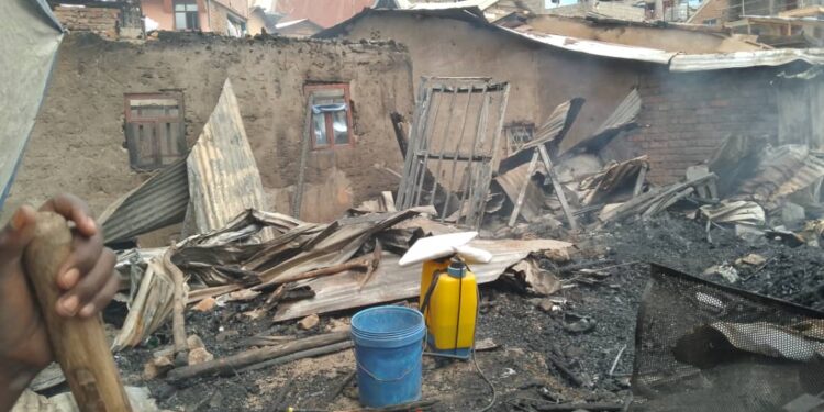 Bukavu : Un mort et des maisons calcinées dans un incendie à Mukukwe