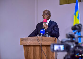 RDC/Accès aux charges publiques exécutives : Justin Kalumba fustige le comportement des jouisseurs incompétents