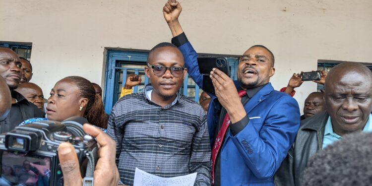 Sud-kivu : Les enseignants conditionnent la reprise des cours par le vote et la promulgation de l’édit provincial portant mécanisme innovant de l’éducation