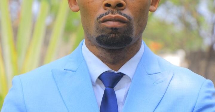 Naufrage sur le lac kivu : Le conseiller communal Samy MAGADJU compatit avec les familles des victimes et appelle à une réglementation responsable du transport sur le lac kivu