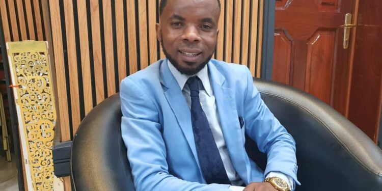 Sud kivu: Le journaliste Amisi Musada, lauréat du prix ProPaix 2024 dénommé « Jinsiya kwa Amani »