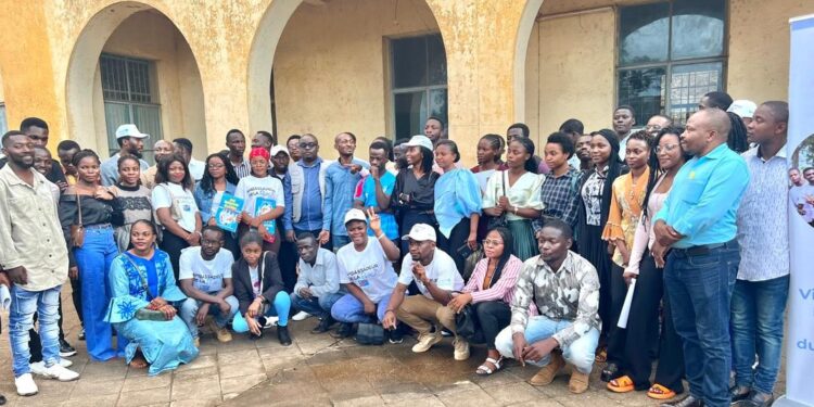Sud-kivu : La dynamique de jeunes ambassadeurs de la paix lance la démultiplication, afin d’atteindre un effectif de 1000 artisans à travers la province
