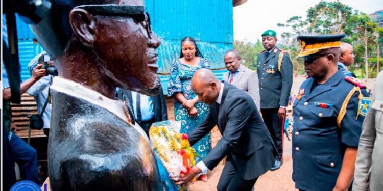 Sud-kivu : le gouverneur de province Jean Jacques Purusi honore la mémoire du héros Patrice Emery Lumumba