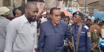 Bukavu : Le maire Zénon Karumba Chikuta en tournée d’inspection pour l’assainissement de la ville