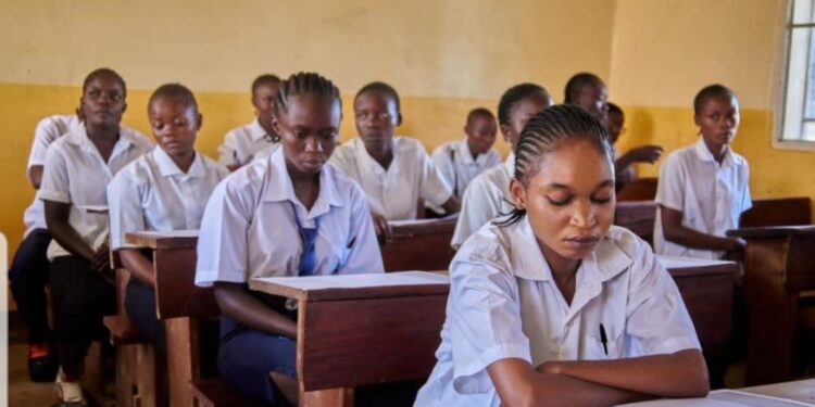 Sud-Kivu : 244 candidats autodidactes passent l’épreuve préliminaire des examens d’État