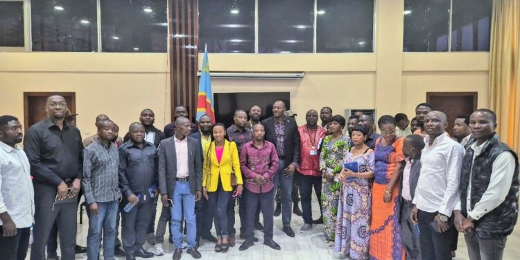 Sud-Kivu/Médias : Le Département de communication, médias, postes et télécommunications s’engage pour l’ordre et l’allègement fiscal