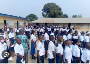 Walungu : L’ENAFEP se déroule dans un climat favorable sous la supervision de l’administrateur du territoire