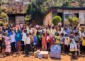 Bukavu : À Bagira, l’APEEG offre un élan de solidarité aux enfants de l’orphelinat CROFEM avant la rentrée scolaire