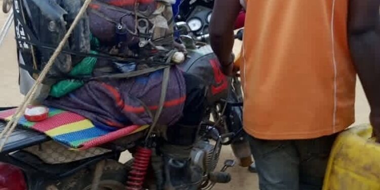 Sud-Kivu: Des corps sans vie enterrés en chemin, loin de leurs familles à cause de l’insécurité