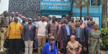 Bukavu: Dans les trois communes de la ville, le vice-gouverneur Dunia Bwenge Doux s&rsquo;imprègne du fonctionnement et des réalisations de celles-ci, un an après