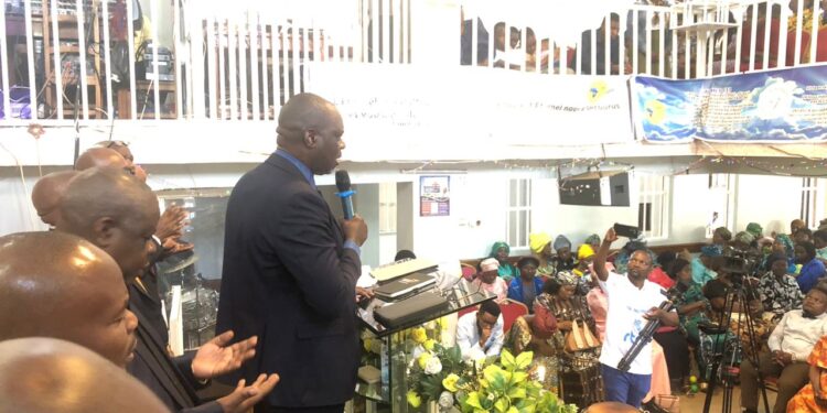 Bukavu: A l&rsquo;église 8ème CEPAC UMOJA/Nyawera, le vice-gouverneur Dunia Bwenge Doux prêche l&rsquo;amour envers son prochain et le vivre ensemble
