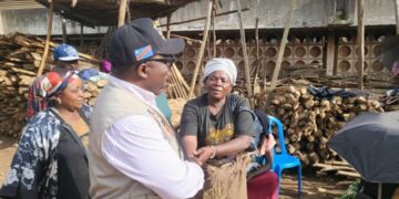 Bukavu : Le maire Nicolas Kyalangalilwa multiplie des tournées de sensibilisation à l’assainissement, à la protection de l&rsquo;environnement et à la sécurité