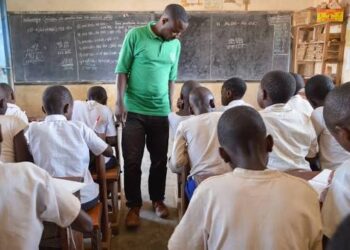 Sud kivu: Journée nationale de l’enseignement, des enseignants fustigent le paiement par tranches, ce qui fragilise la qualité de l’éducation dans certains territoires