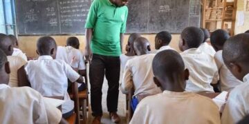 Sud kivu: Journée nationale de l’enseignement, des enseignants fustigent le paiement par tranches, ce qui fragilise la qualité de l’éducation dans certains territoires