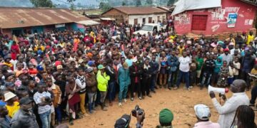 Sud-kivu: A Kaziba, le vice-gouverneur Dunia Bwenge Doux parle à la population des causes profondes de la révolution portée par l&rsquo;AFC/M23