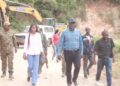 Sud-kivu: Le vice-gouverneur Dunia Bwenge Doux satisfait de l’avancement des travaux d’intervention d’urgence dans les escarpements de Ngomo