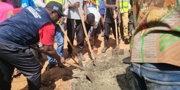 Bukavu: La mairie lance les travaux de construction des servitudes sur avenue Mulengeza, à Panzi