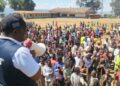 Bukavu: Le maire Nicolas kyalangalilwa sensibilise à la lutte contre Ebola, à l&rsquo;assainissement et à la sécurité à Kadutu