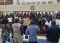 Bukavu: Le maire Nicolas kyalangalilwa poursuit sans relâche la sensibilisation contre Ebola. A Ibanda, il a échangé avec les chefs des quartiers et cadres de bases