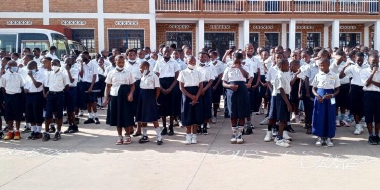 Éducation: 102 751 candidats inscrits, dont 53 626 filles et 48 852 garçons prennent part à l&rsquo;ENAFEP dans la province éducationnelle Sud kivu 1