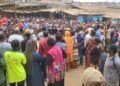Bukavu: Dans un meeting animé par le maire Nicolas Kyalangalilwa à Kadutu, plusieurs jeunes rejoignent volontérement la police révolutionnaire