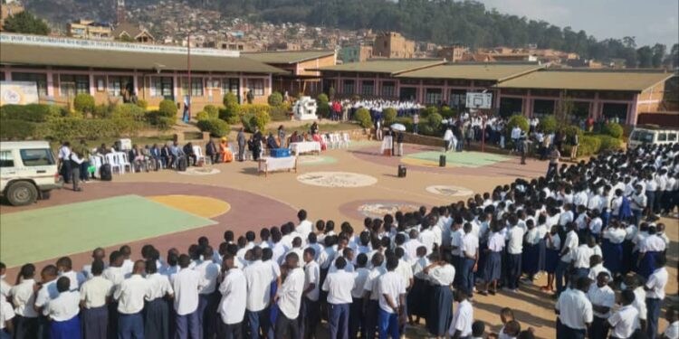 Sud kivu: 42 214 candidats prennent part à l’Éxetat édition 2026 dans la province éducationnelle Sud kivu 1. Le go a été donné par le gouverneur Patrick BUSU BWA NGWI