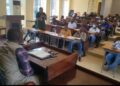 Bukavu: En cette période des vacances scolaires, le maire Nicolas Kyalangalilwa mobilise les entreprises pour encadrer les jeunes