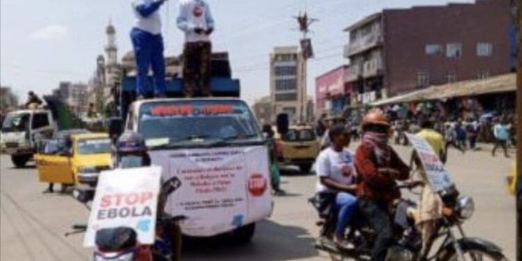 Sud-Kivu : l’UNPC sensibilise la population sur la prévention contre la maladie à virus Ebola