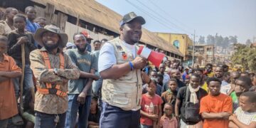 Bukavu : le maire Nicolas Kyalangalilwa mobilise la population autour de l&rsquo;assainissement, de la sécurité et de la prévention contre Ebola